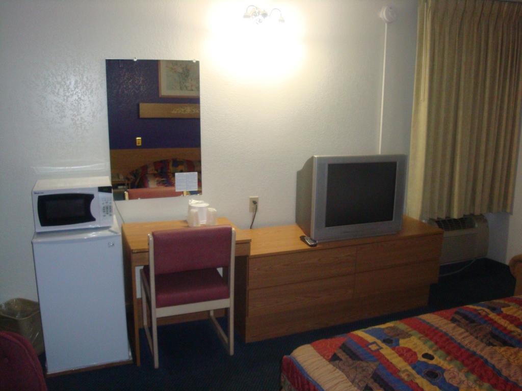 Travelers Inn Lake Havasu Lake Havasu City Quarto foto